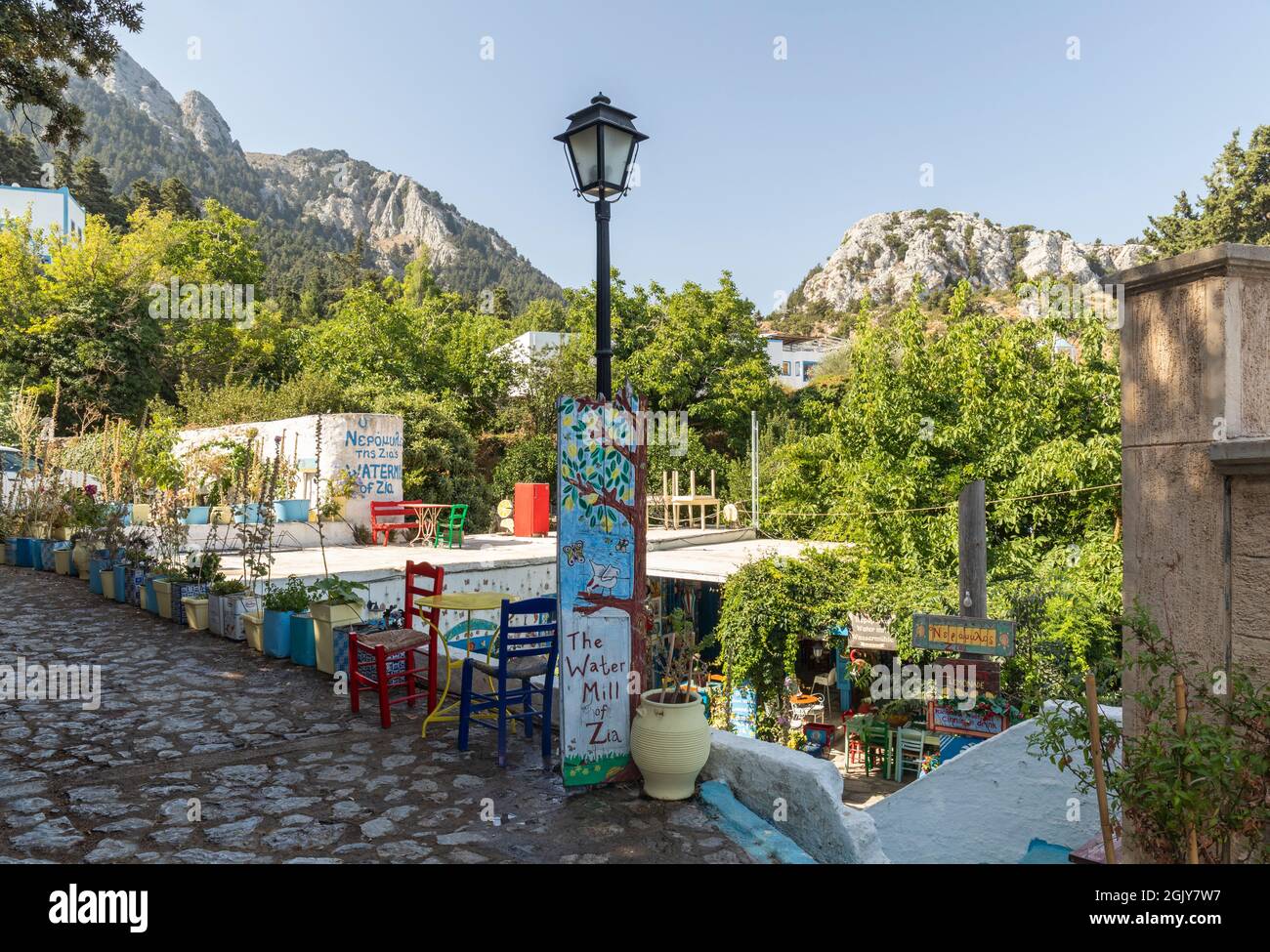 The Watermill is a picturesque traditional Greek café in the mountain village of Zia in Kos, Dodecanese Island, Greece Stock Photo