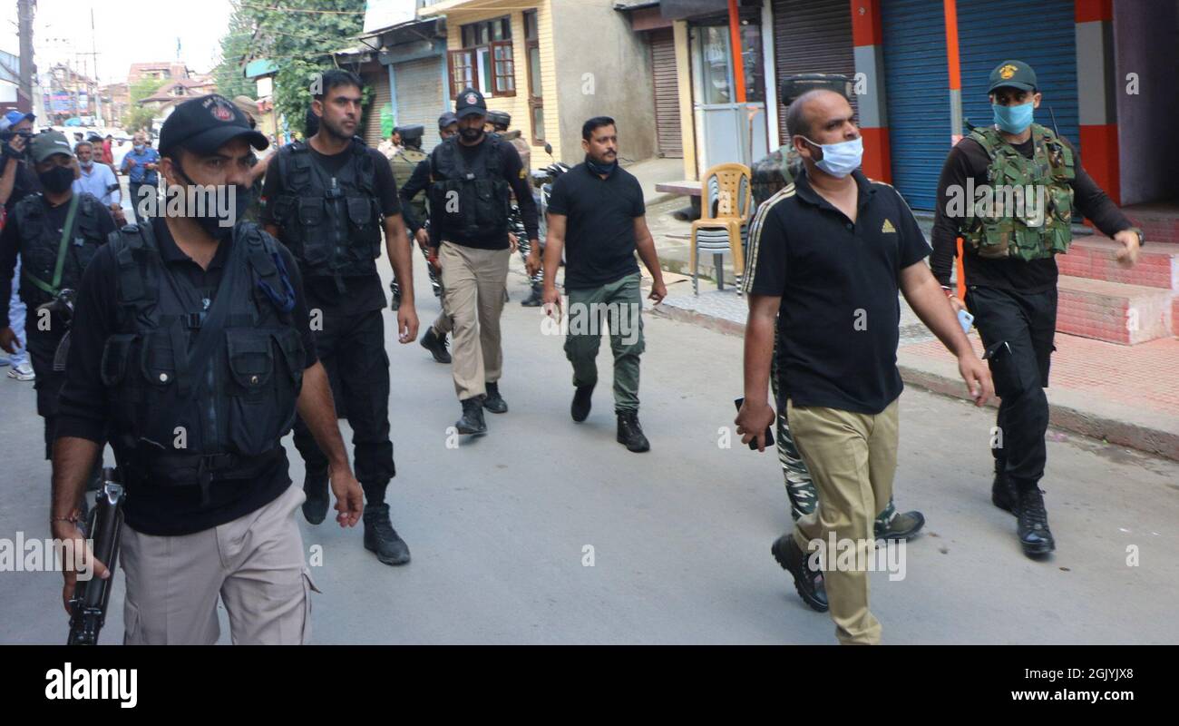 Police india patrol hi-res stock photography and images
