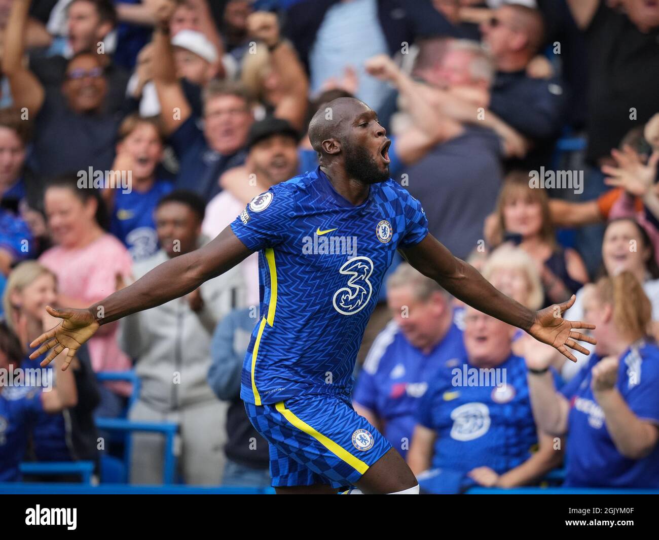 London, UK. 11th Sep, 2021. Romelu Lukaku of Chelsea celebrates scoring his first goal during the Premier League match between Chelsea and Aston Villa at Stamford Bridge, London, England on 11 September 2021. Photo by Andy Rowland. Credit: PRiME Media Images/Alamy Live News Credit: PRiME Media Images/Alamy Live News Stock Photo