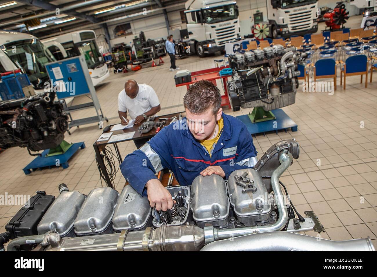 Engineering apprentice hi-res stock photography and images - Alamy