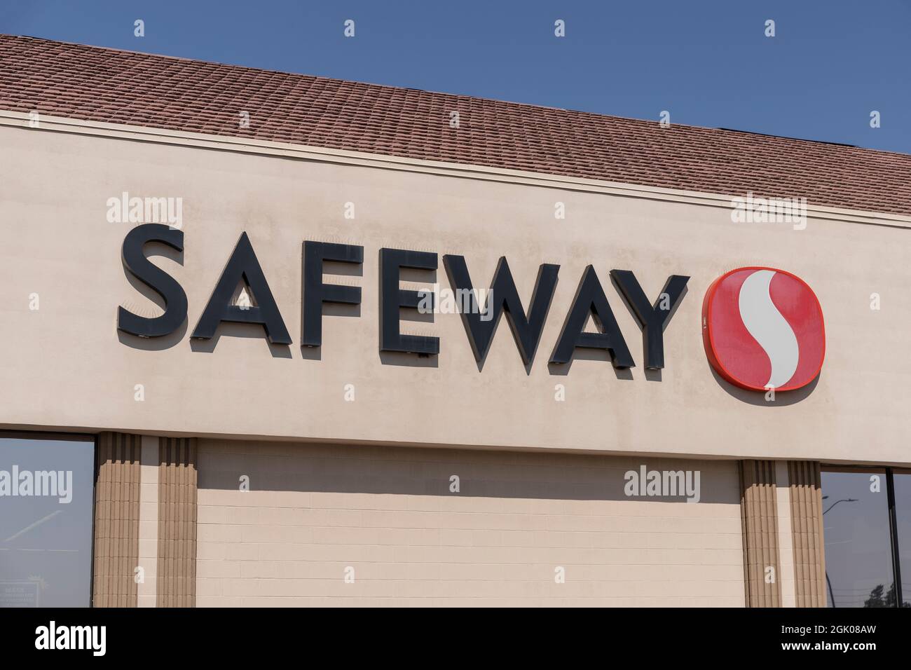 Prescott Circa September 2021 Safeway grocery store. Safeway