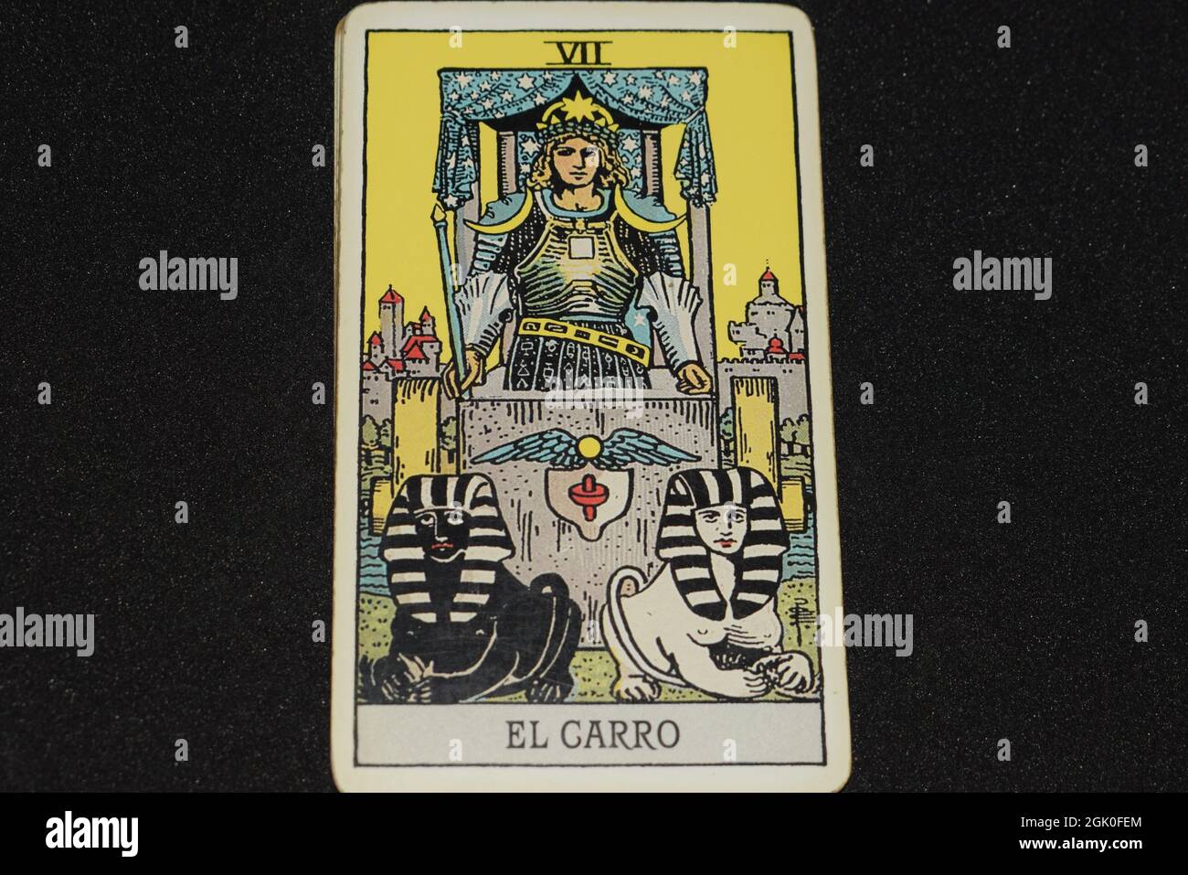 kredit Dag Geografi The tarot card number 7 represents THE CHARIOT in the tarot cards of the  major arcana on a black background Stock Photo - Alamy