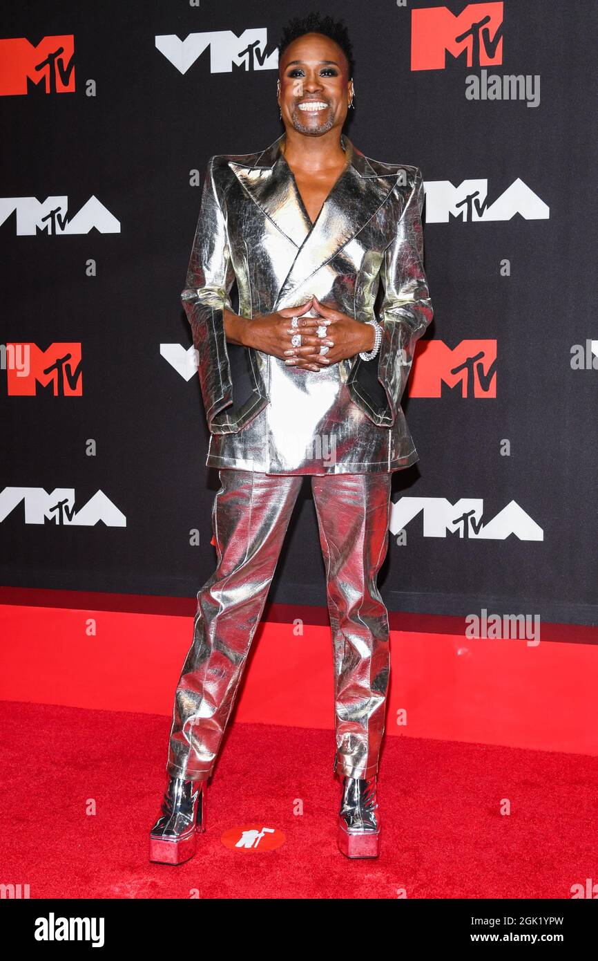 Billy Porter walking on the red carpet at the 2021 MTV Video Music