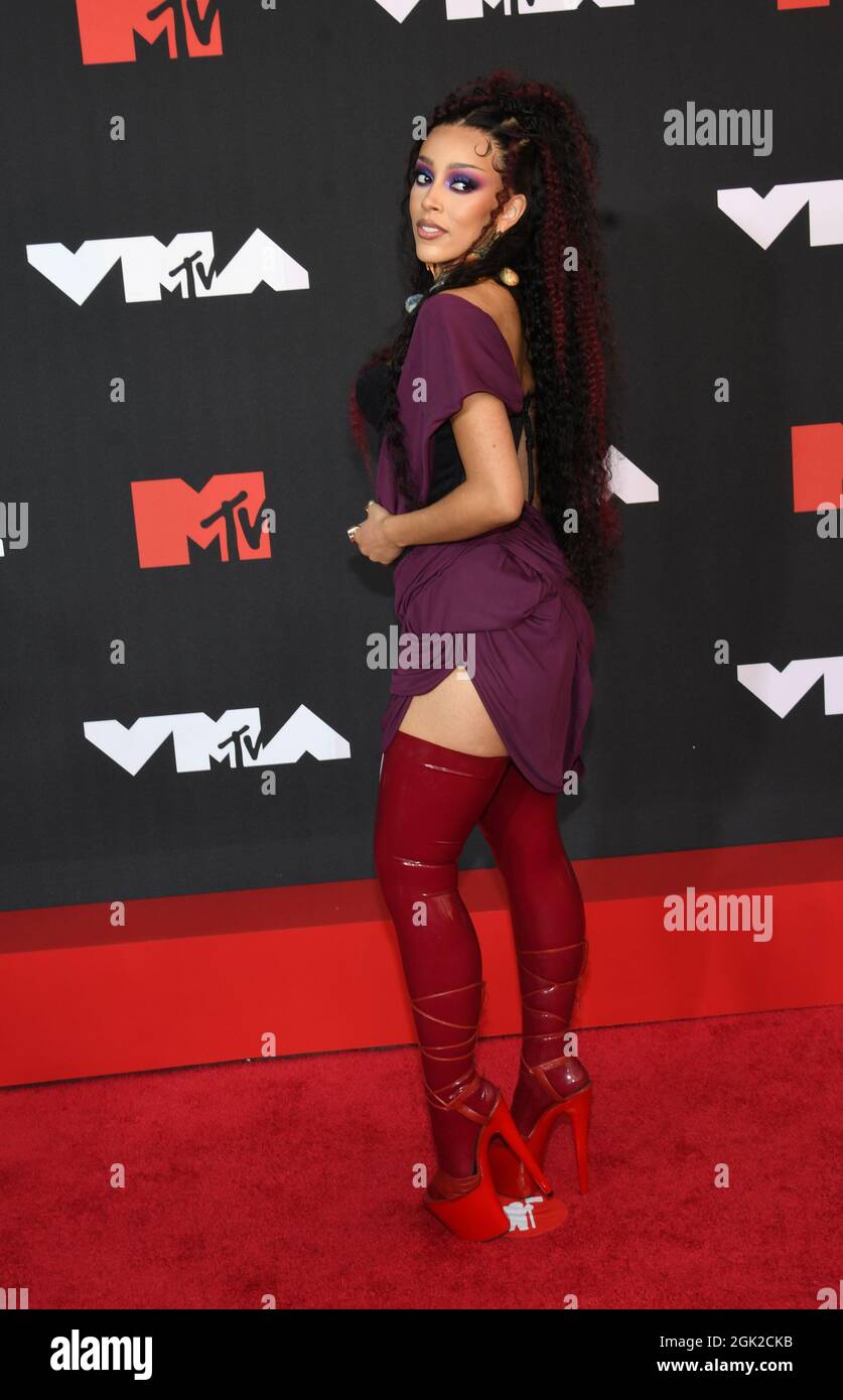 New York Ny Usa 12th Sep 2021 Doja Cat At The 2021 Mtv Video Music Awards At Barclays New York Ny Usa 12th Sep 2021 Doja Cat At The 2021 Mtv Video Music Awards At Barclays