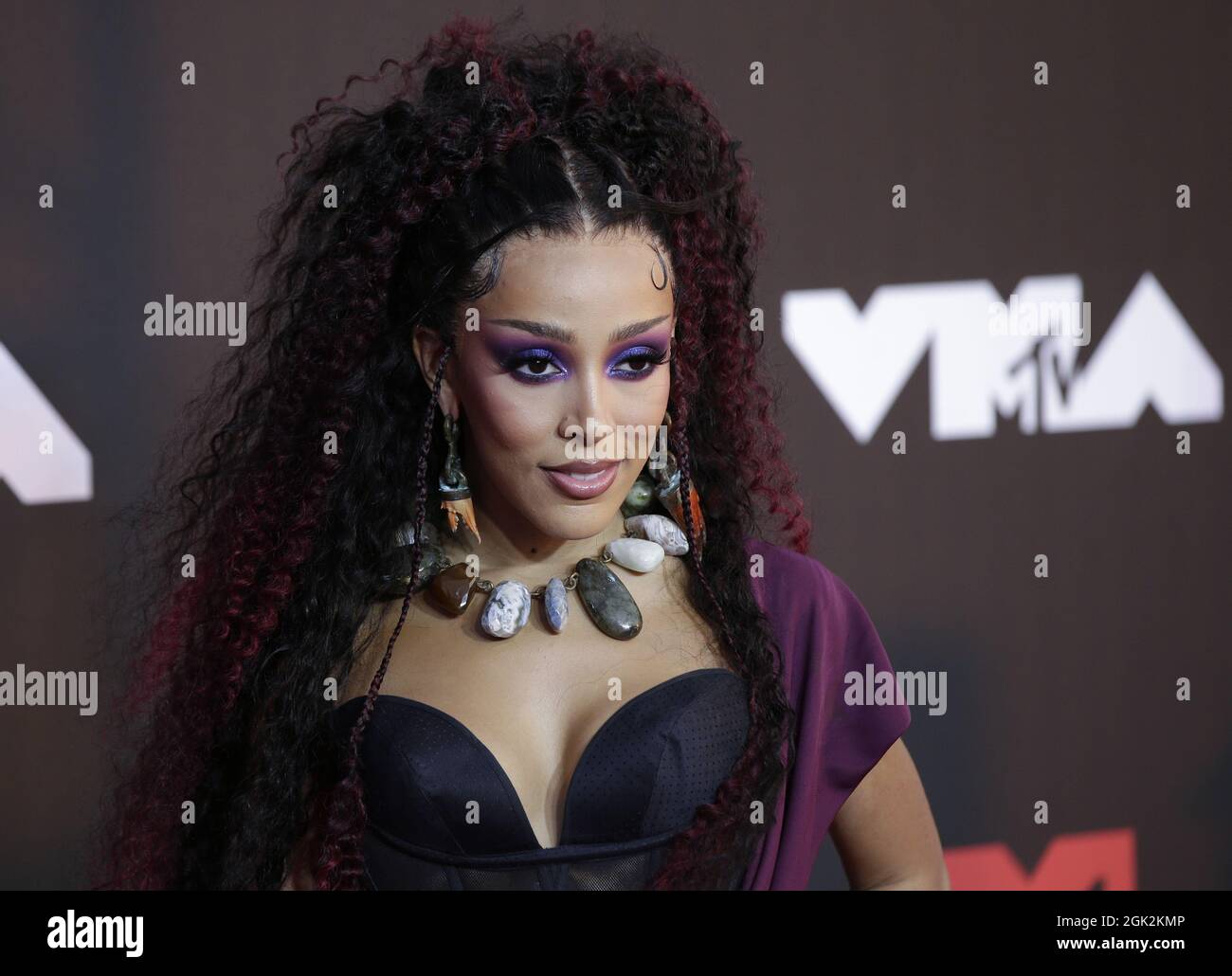 Doja cat red carpet hires stock photography and images Alamy