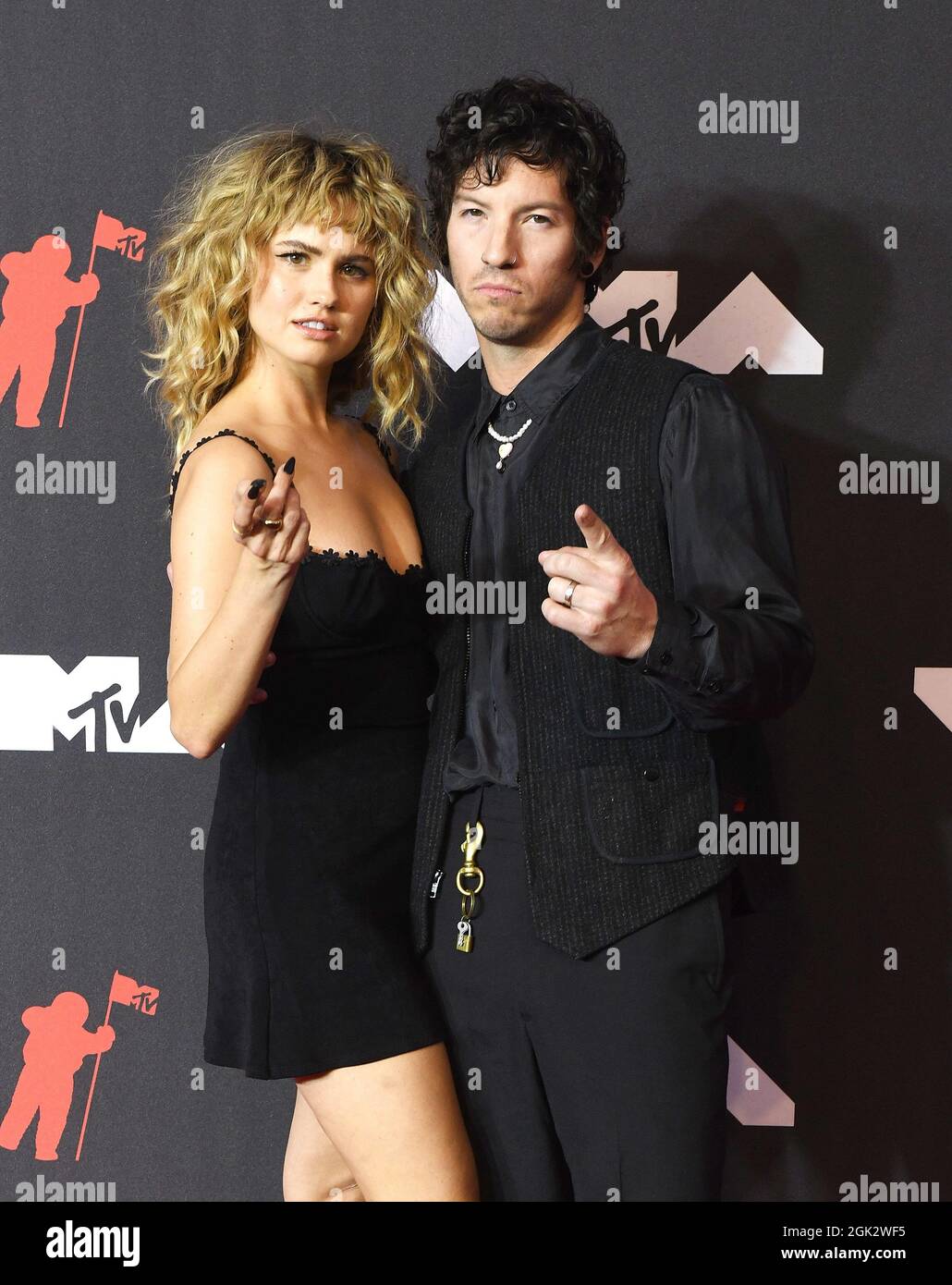 Debby Ryan, Josh Dun attend the 2021 MTV Video Music Awards at Barclays  Center on September 12, 2021 in the Brooklyn borough of New York City.  Photo: Jeremy Smith/imageSPACE Stock Photo - Alamy