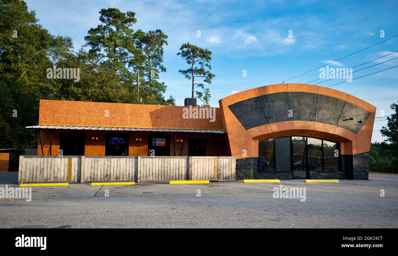 Humble, Texas USA 11-20-2019: Rusty Nail Bar and Grill exterior in Humble, TX. Rustic neighborhood bar built in 2019. Stock Photo