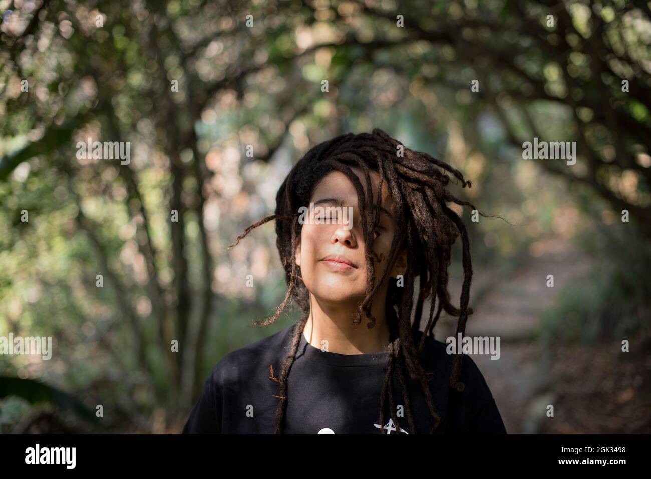 Light skin woman dreadlocks hi-res stock photography and images - Alamy