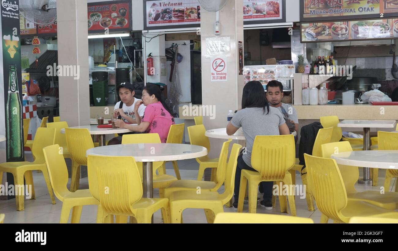 Some of the best Hawker Food in Geylang, Singapore Stock Photo Alamy