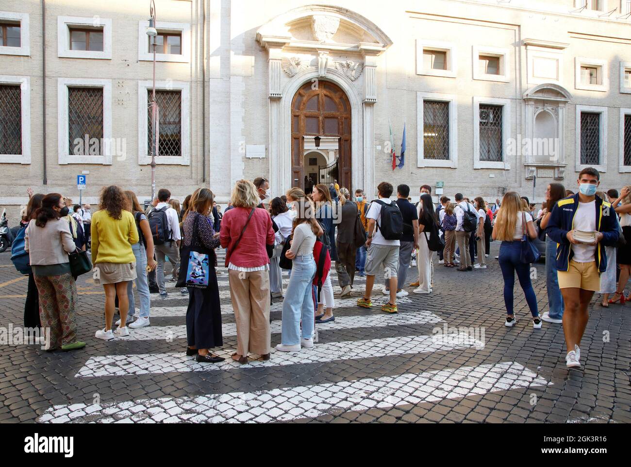 Rome, Italy. 13th Sep, 2021. Rome, Opening of the school year in a high  school in the center of Rome Pictured: Credit: Independent Photo  Agency/Alamy Live News Stock Photo - Alamy, image size:1300x963