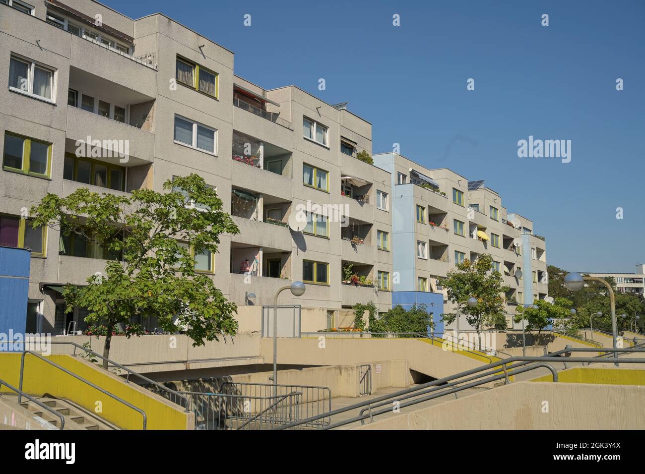 Plattenbau, JosephSchmidtStraße, HighDeckSiedlung, Neukölln, Berlin