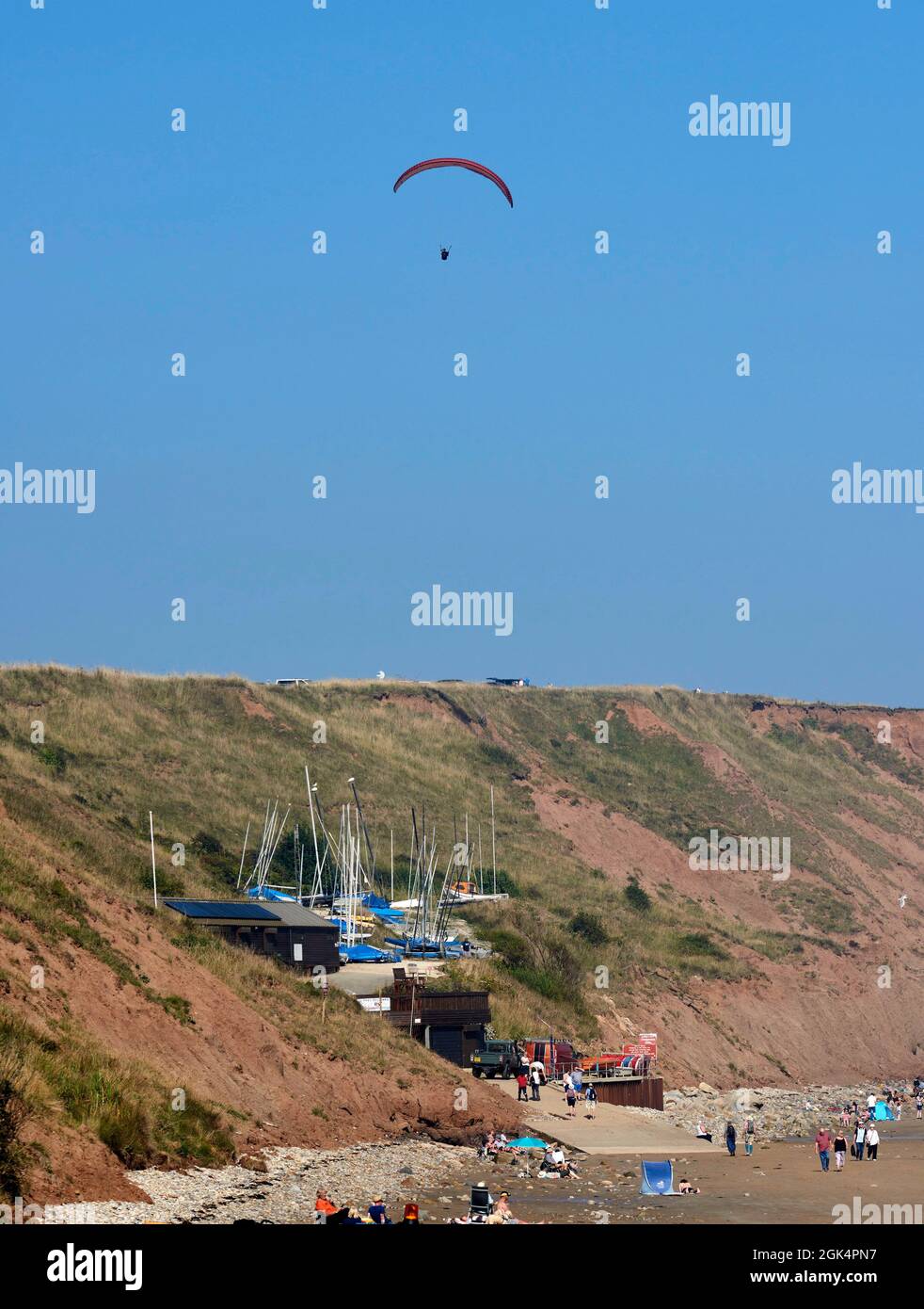 Filey Beach, North Yorkshire east coast, busy with holiday makers, Northern England, UK Stock Photo