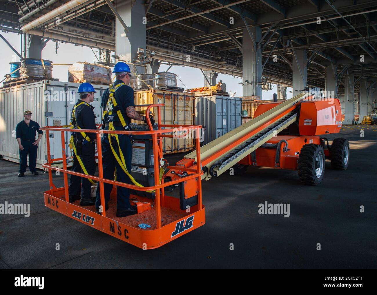 Jlg lift hi-res stock photography and images - Alamy