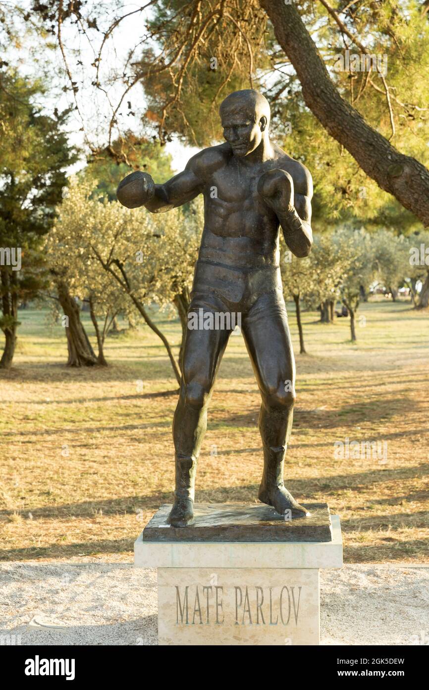 Monument of boxer Mate Parlov Stock Photo - Alamy