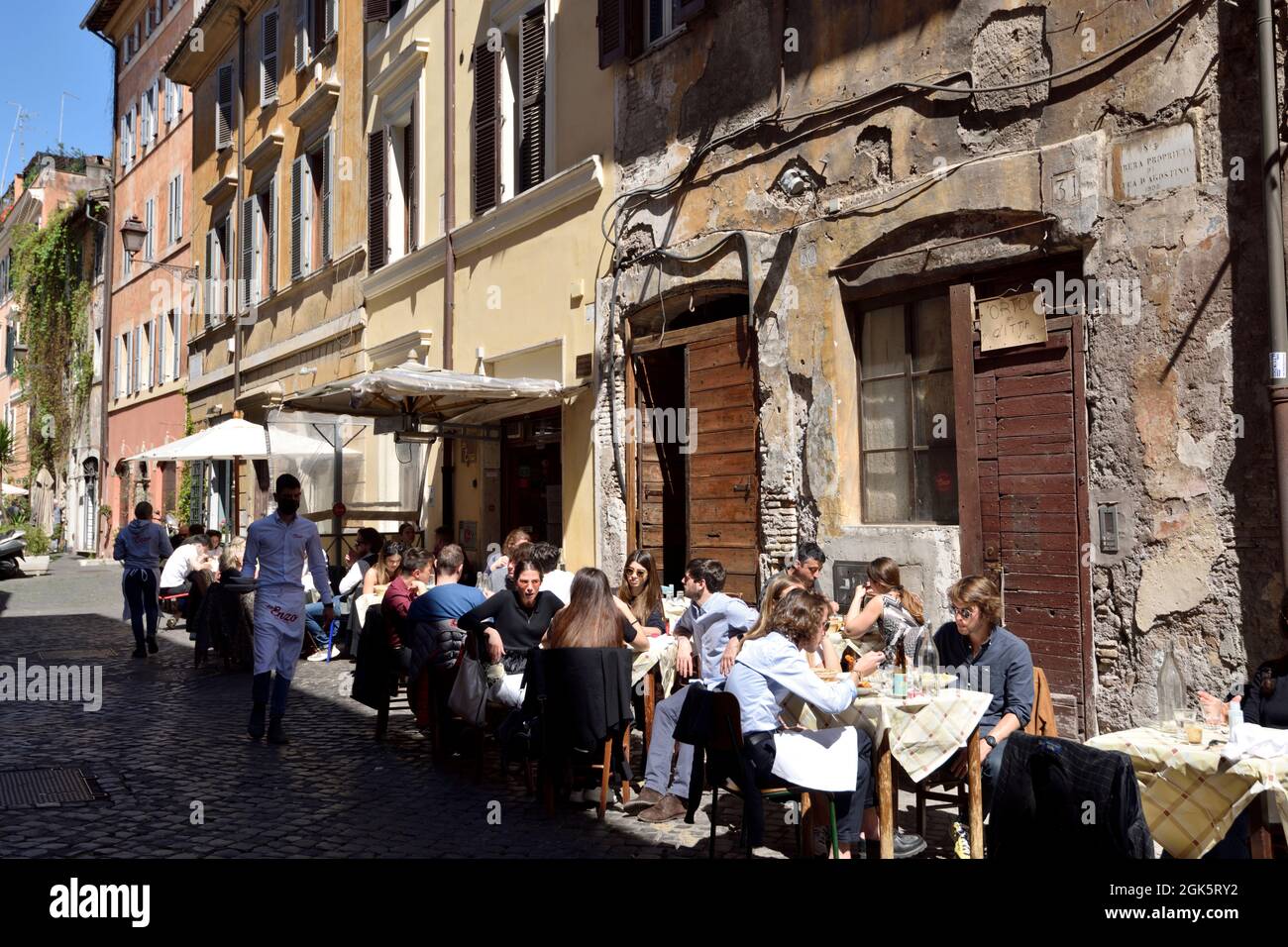 Italy, Rome, Trastevere, Via del Vascellari 29, Da Enzo restaurant Stock Photo