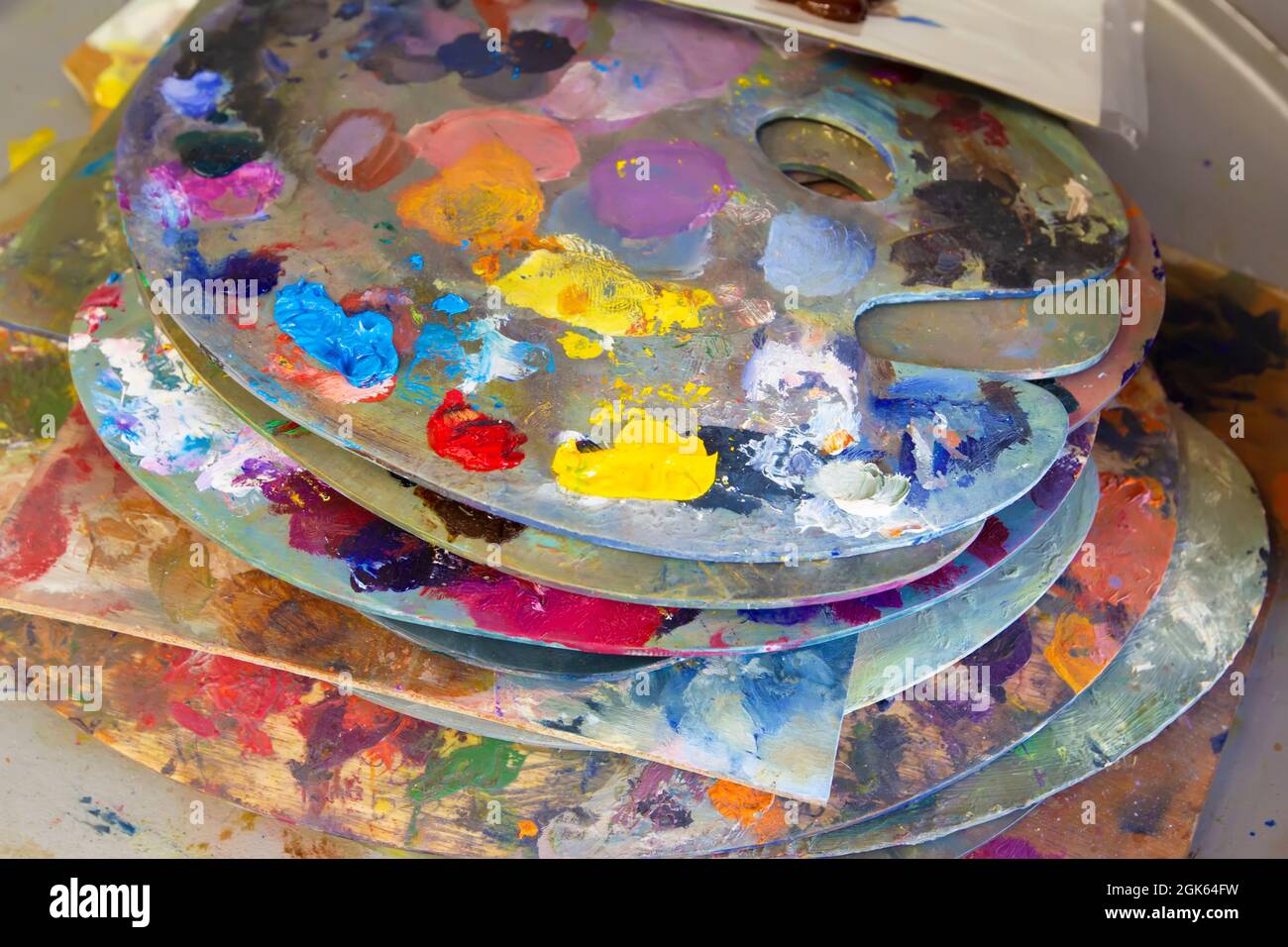 A palette of oil paints. Artist Desktop Stock Photo Alamy