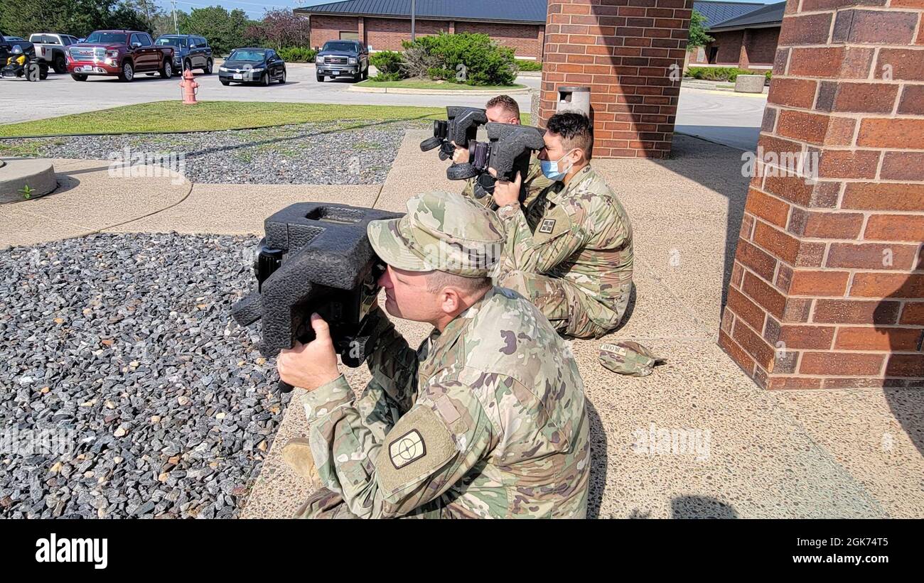 Engineers train on the Javelin Close Combat Weapon System over a threeday course in August. The