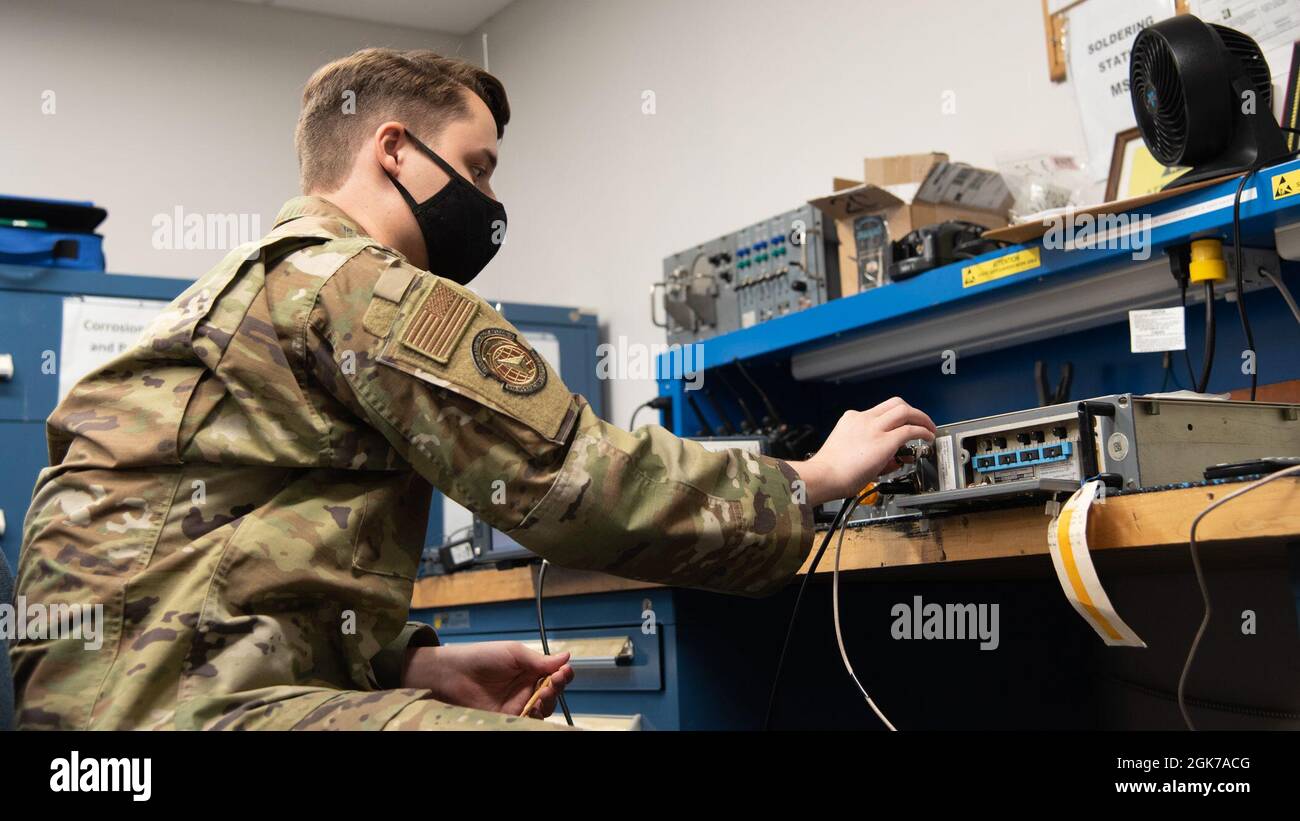 6th operations support squadron hires stock photography and images Alamy