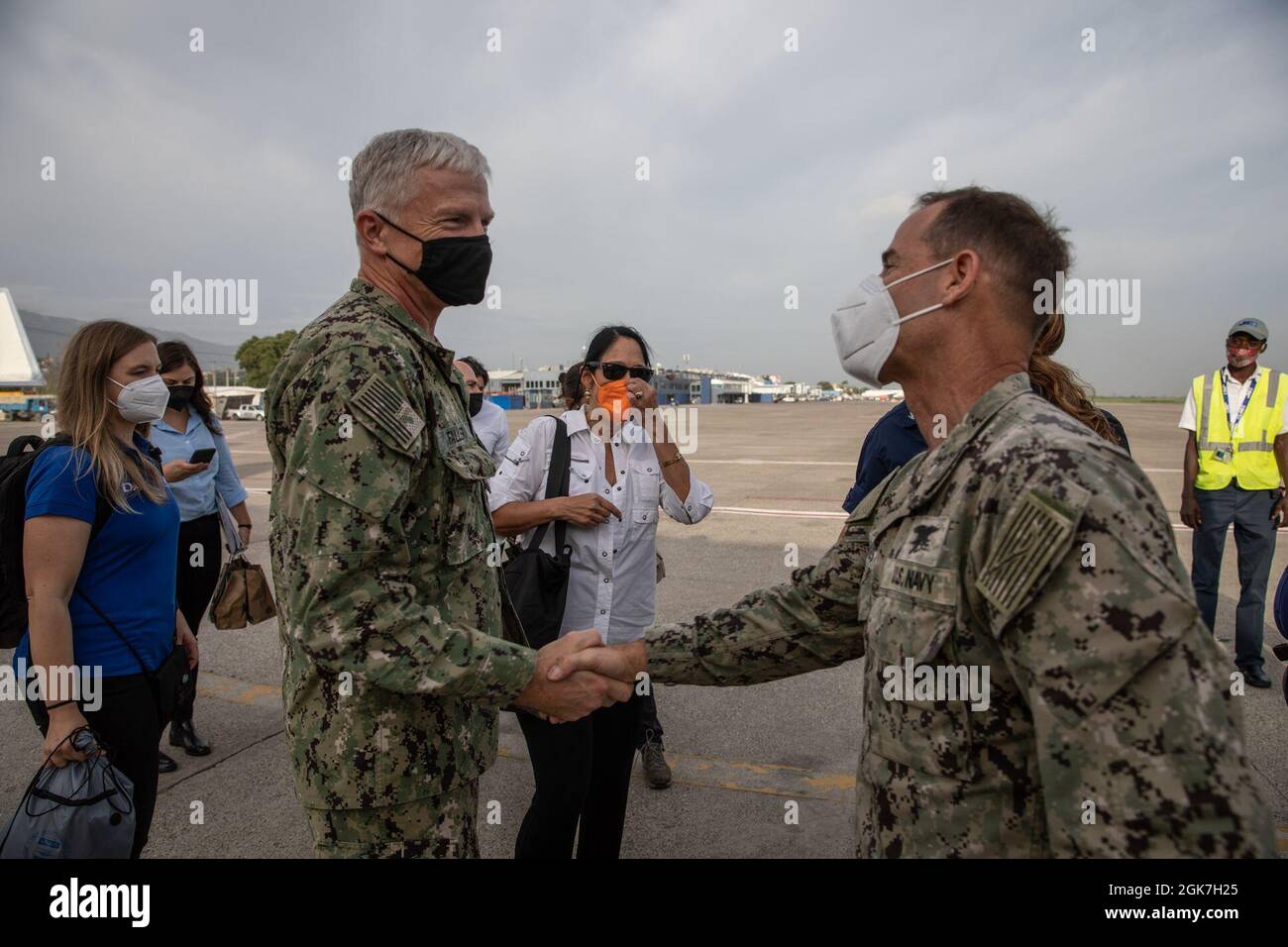 U.S. Navy Adm. Craig Faller, U.S. Southern Command commander, arrives at the Port-au-Prince international airport on Aug. 26, 2021. Joint Task Force-Haiti deployed quickly to support U.S. Agency for International Development and enable airlift capability to deliver humanitarian aid to remote locations in the southern peninsula of Haiti. Stock Photo