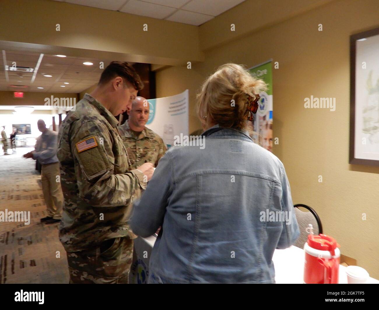 Drug free manatee hi-res stock photography and images - Alamy