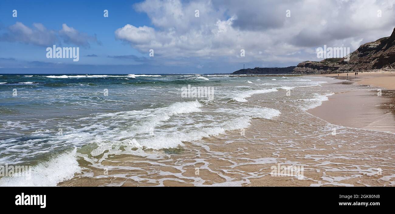 Foamy ocean wave washing sandy hi-res stock photography and images - Alamy