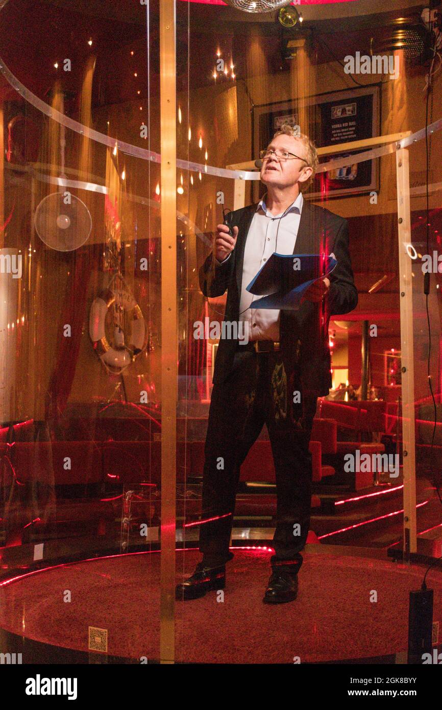 GOTTESDIENST FÜR DEN KIEZ; Kiez Kirche St. Pauli, Susis Show Bar, Hamburg, Kiez, St. Pauli