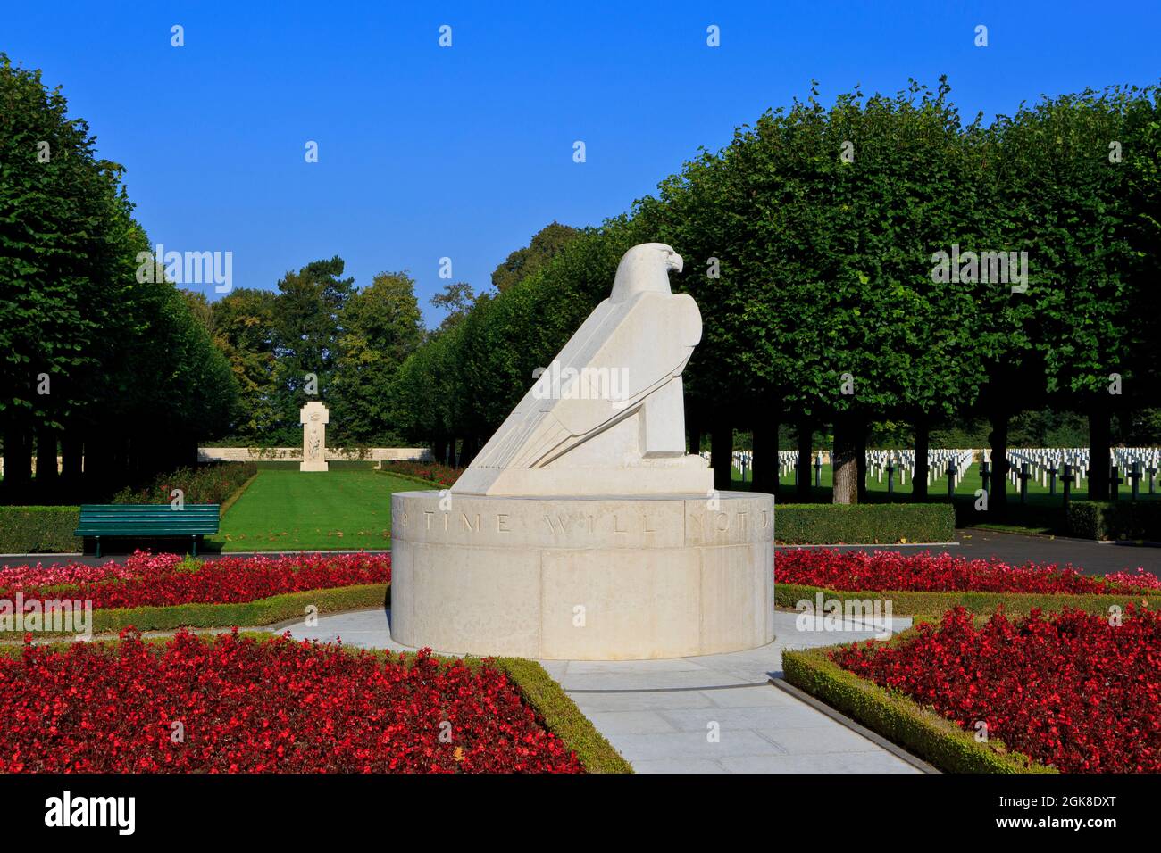 An American eagle on top of a large sundial at the First World War St ...