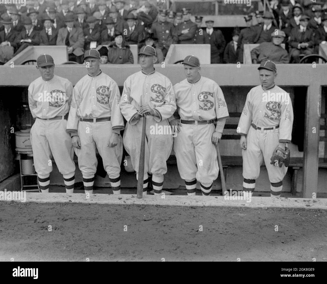 Eddie Murphy, John Shano Collins, Joe Jackson, Happy Felsch and Nemo Leibold, Chicago White Sox at 1917 World Series. Stock Photo