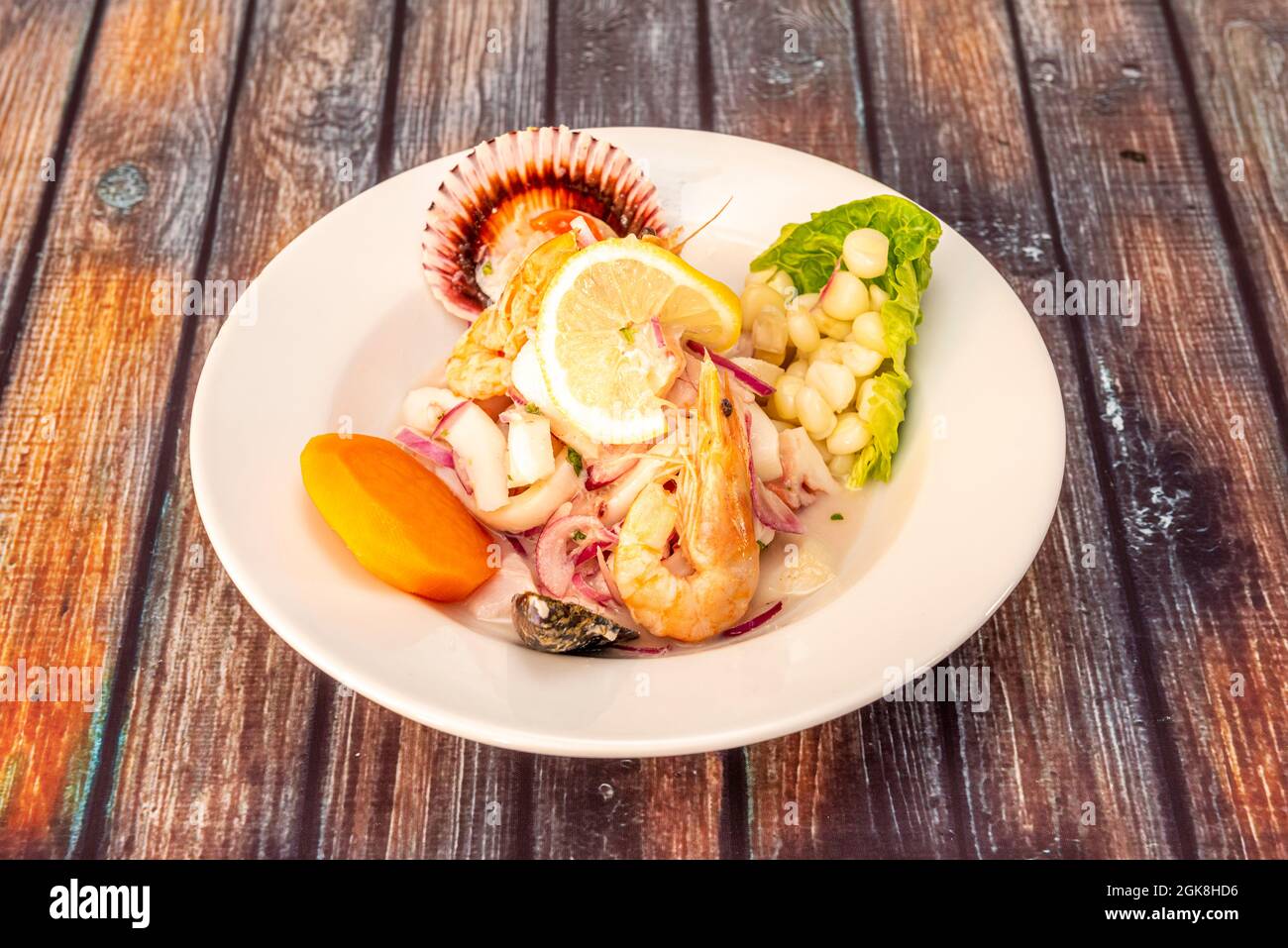 Mixed ceviche of fish and seafood marinated with prawns, mussels, squid