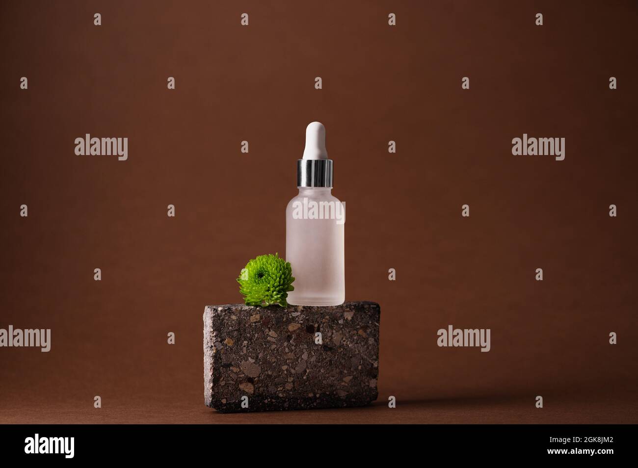 Dropper bottle serum cosmetic hi-res stock photography and images - Alamy