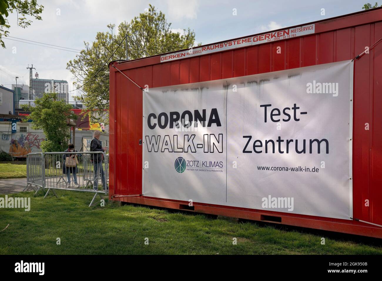 Corona test centre at the main station in spring and summer 2021, testing for free, Germany, North Rhine-Westphalia, Ruhr Area, Dortmund Stock Photo