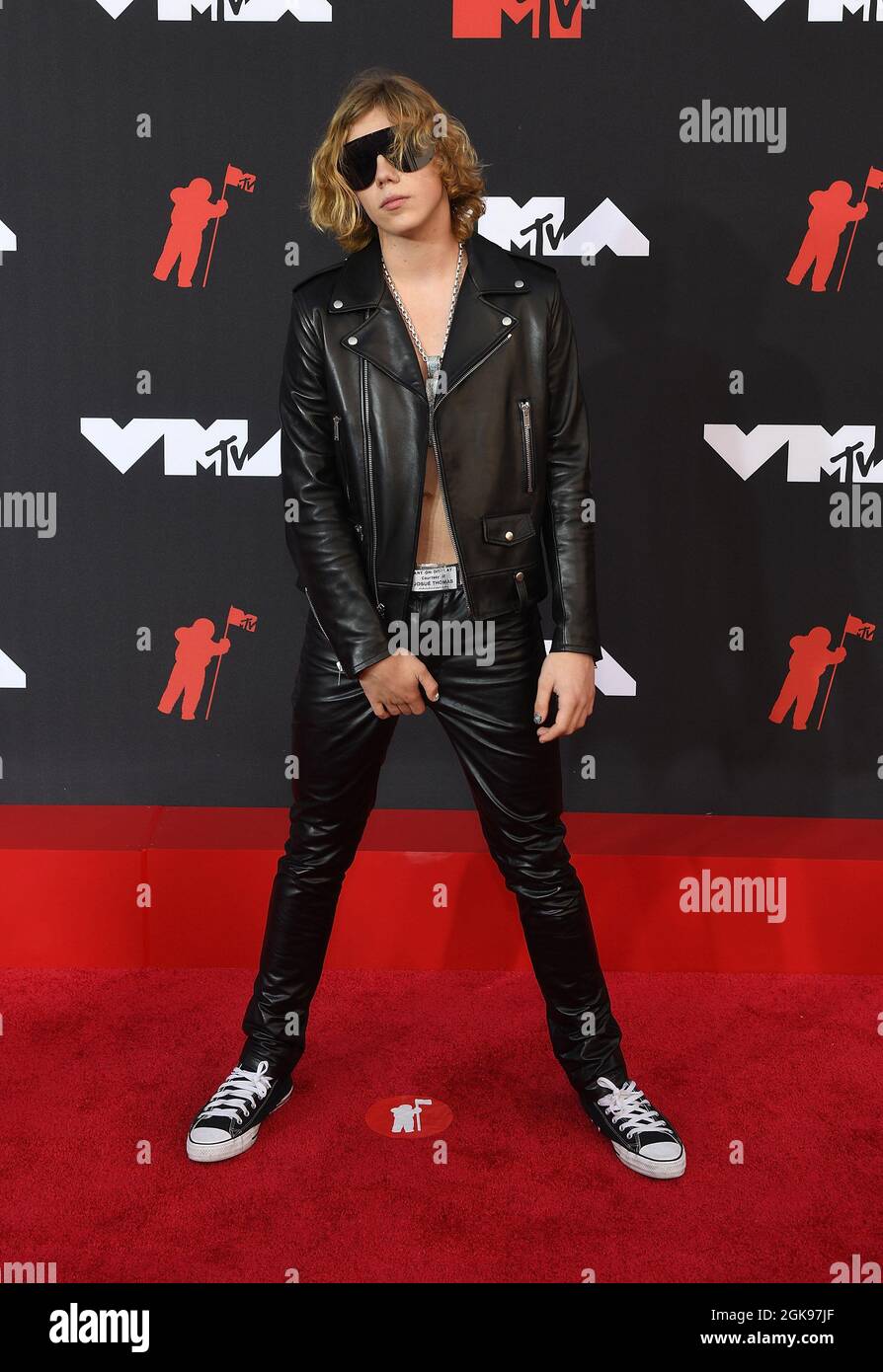 Laroi The Kid LAROI attends the 2021 MTV Video Music Awards at Barclays ...