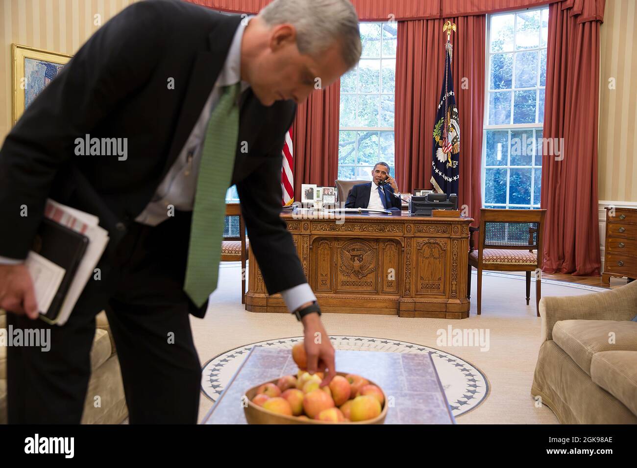 Chief of Staff Denis McDonough chooses an apple as President Barack ...