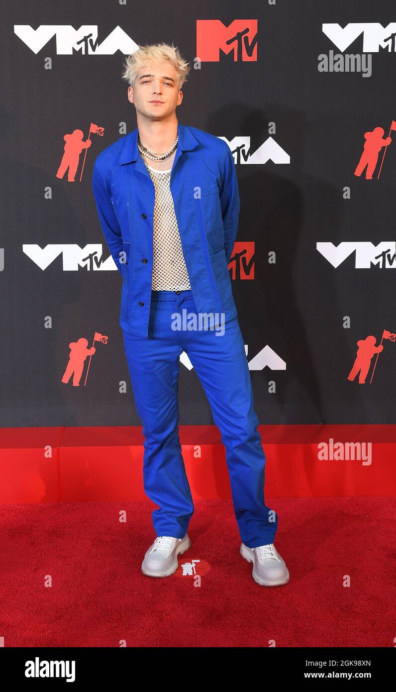New York, USA. 12th Sep, 2021. Eben attends the 2021 MTV Video Music ...