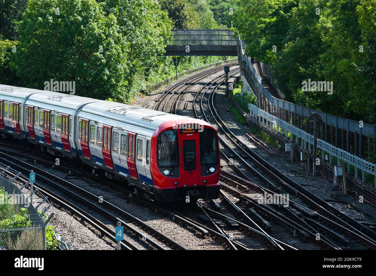 London Underground Train at Rayners Lane junction Stock Photo