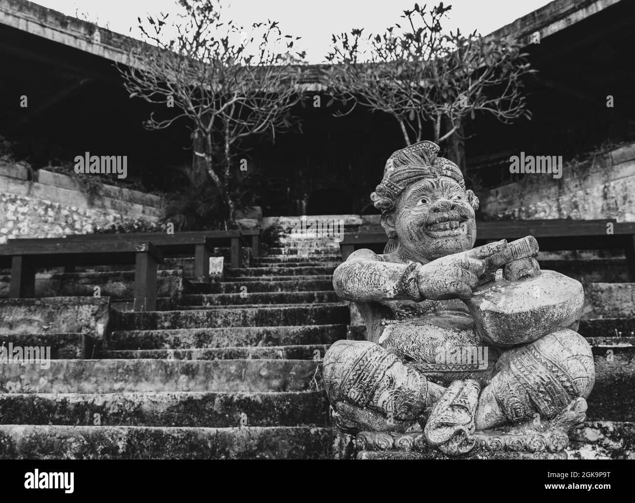 balinese stone statue in front of entrance to the hindu temple Stock ...