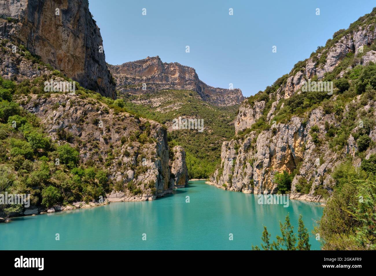 Beautiful lake between rocks hi-res stock photography and images - Alamy