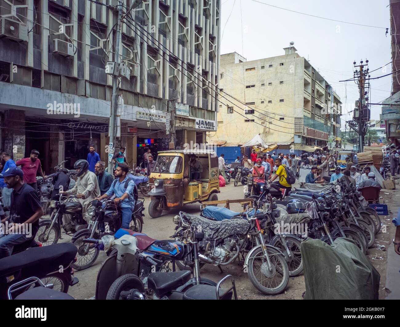 Saddar Electronics Market Street. Known as cooperative market Karachi Stock Photo Alamy