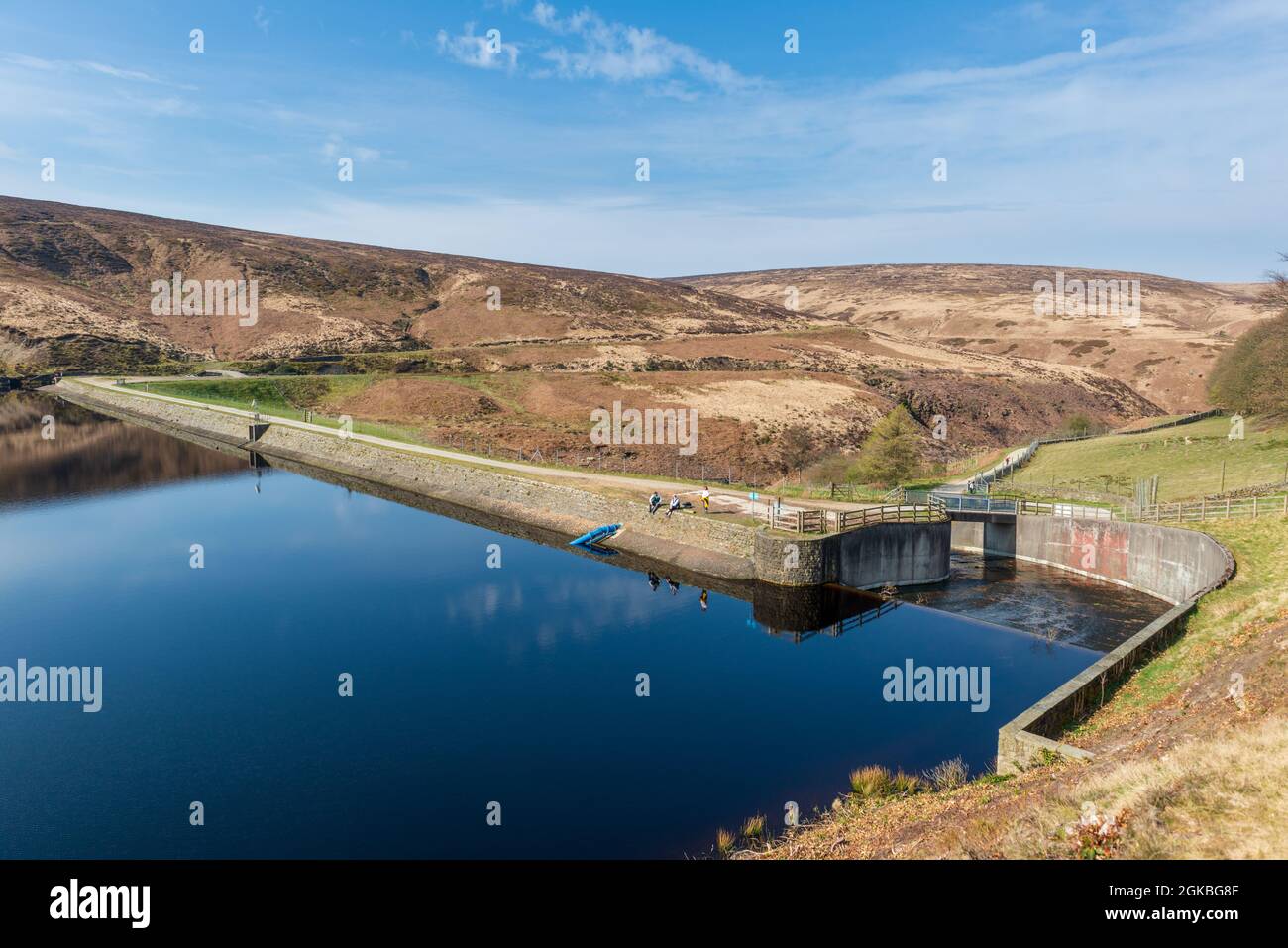 View of Wessenden reservoir and dam from the Pennine Way / Kirklees way long distance footpath Stock Photo