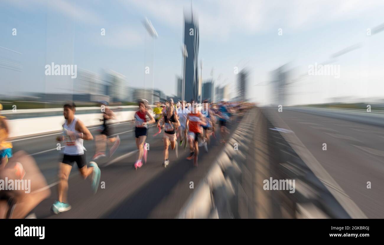 dynamic zoom effect at the Vienna City Marathon Stock Photo
