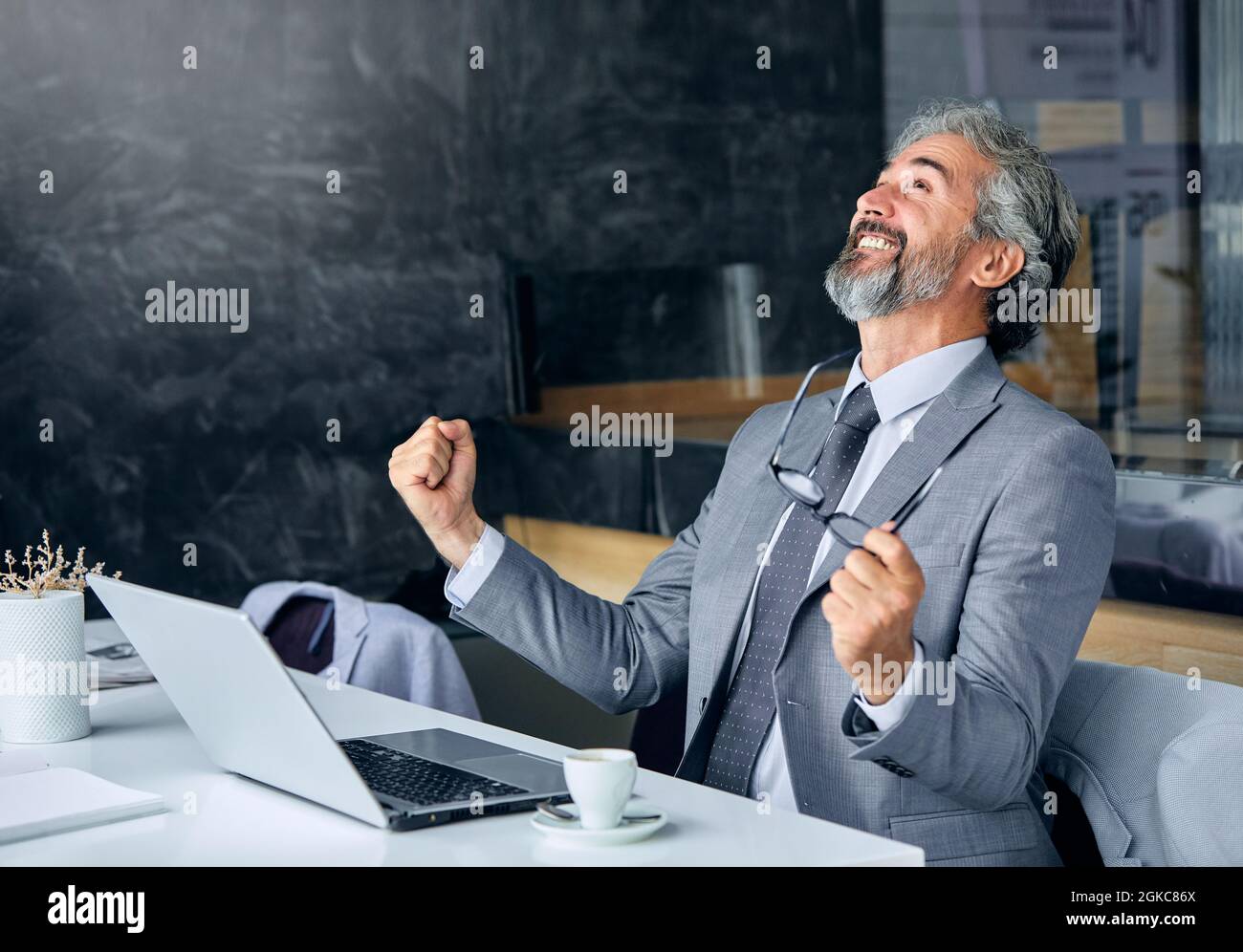 Modern office lunch room hi-res stock photography and images - Alamy