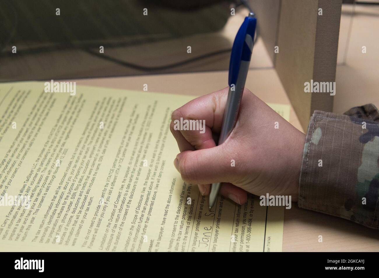 Form w 2 hi-res stock photography and images - Alamy