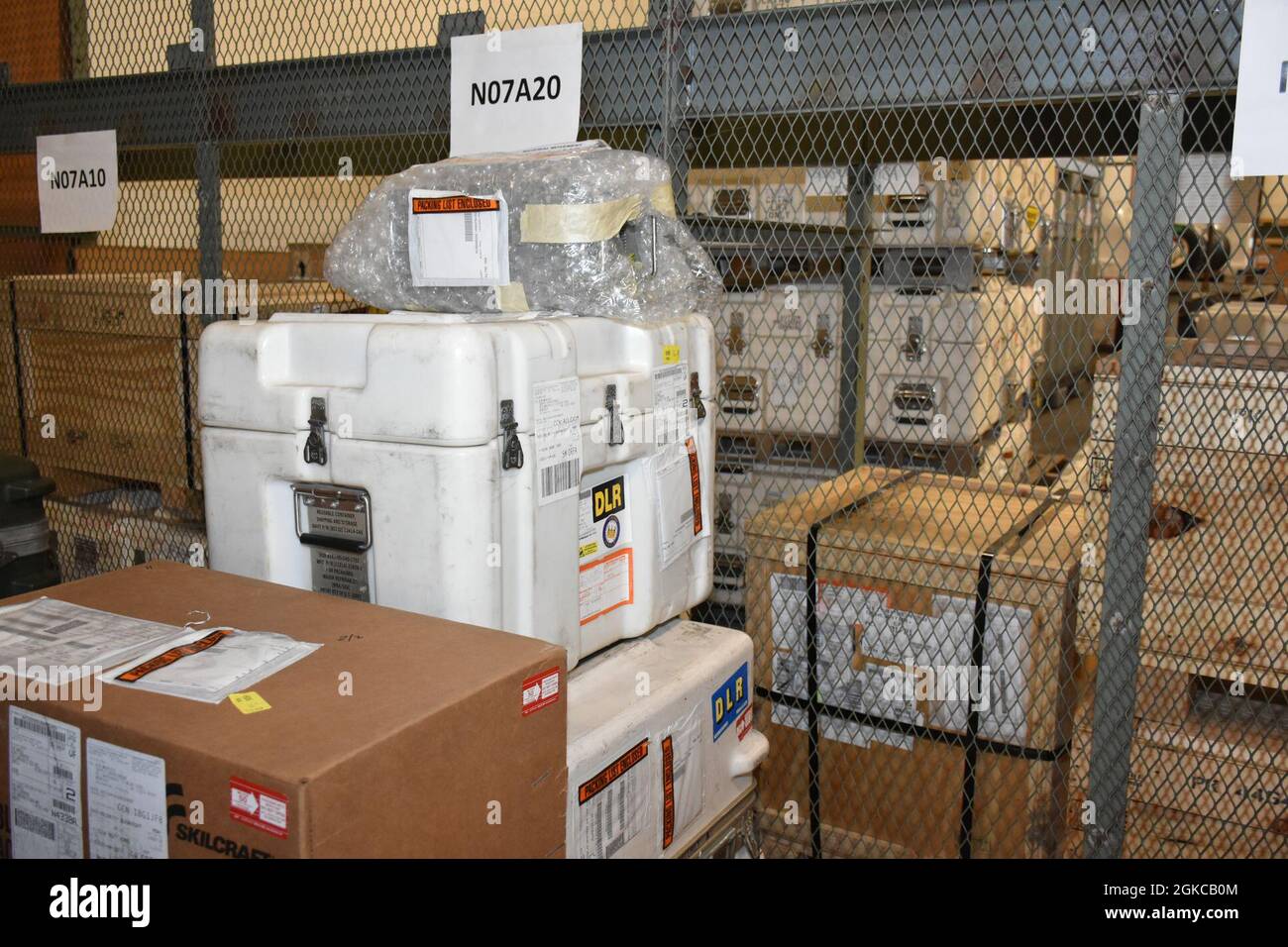 Fast response cell hires stock photography and images Alamy