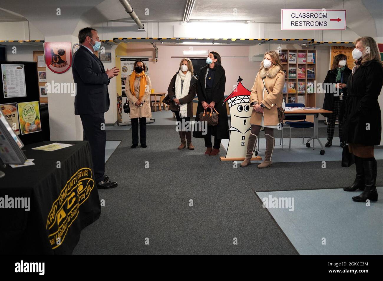 MPD Chief Robert Reed presents an in-processing brief that incoming ...