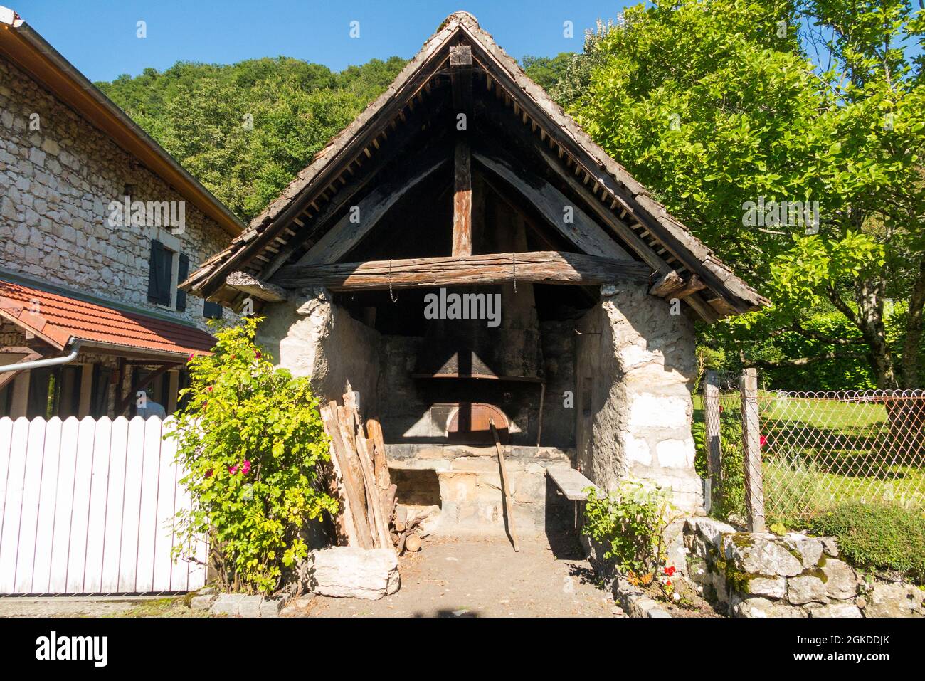 The four banal (English: common oven) was a feudal institution in medieval  France used by French villagers to cook bake bread. Chanaz, SE France (127  Stock Photo - Alamy