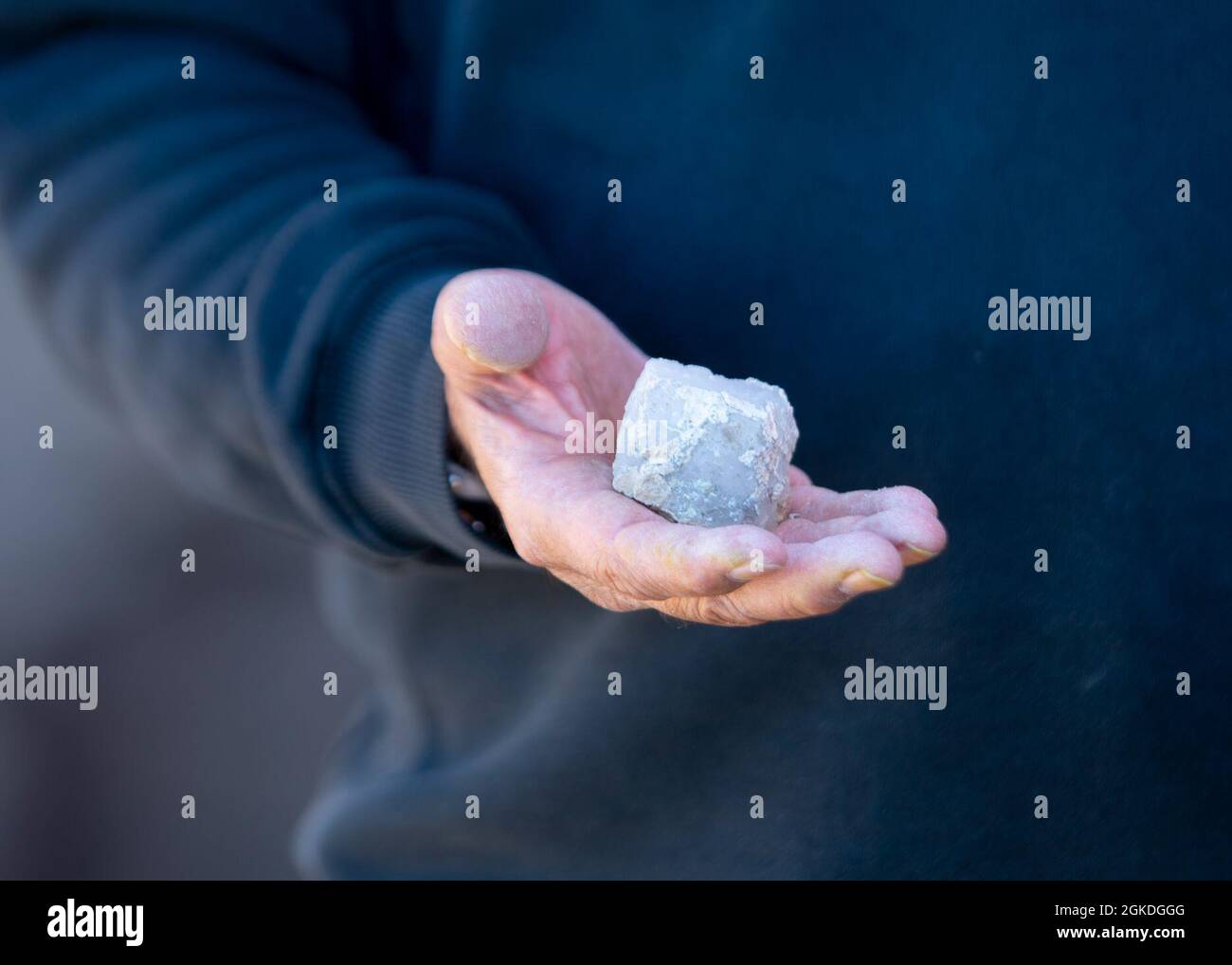 https://c8.alamy.com/comp/2GKDGGG/richard-arnold-native-american-coordinator-to-the-nellis-native-american-program-holds-a-piece-of-quartz-during-a-site-visit-at-pintwater-cave-in-the-nevada-test-and-training-range-nttr-near-indian-springs-nevada-march-21-2021-many-sites-within-the-nttr-hold-cultural-and-historical-significance-to-local-tribes-that-once-inhabited-the-area-2GKDGGG.jpg