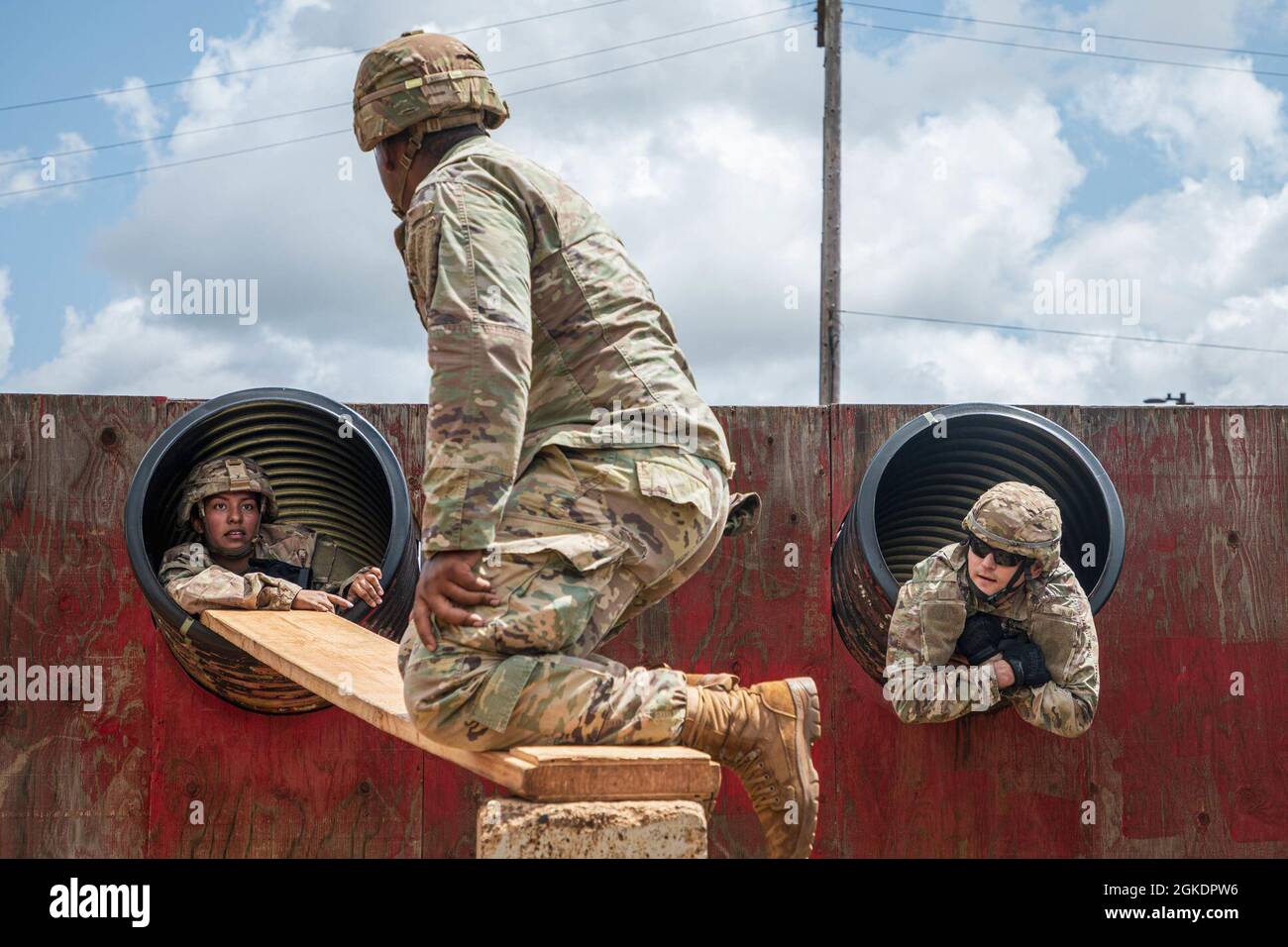 Soldiers from the 25th Combat Aviation Brigade, 25th Infantry Division