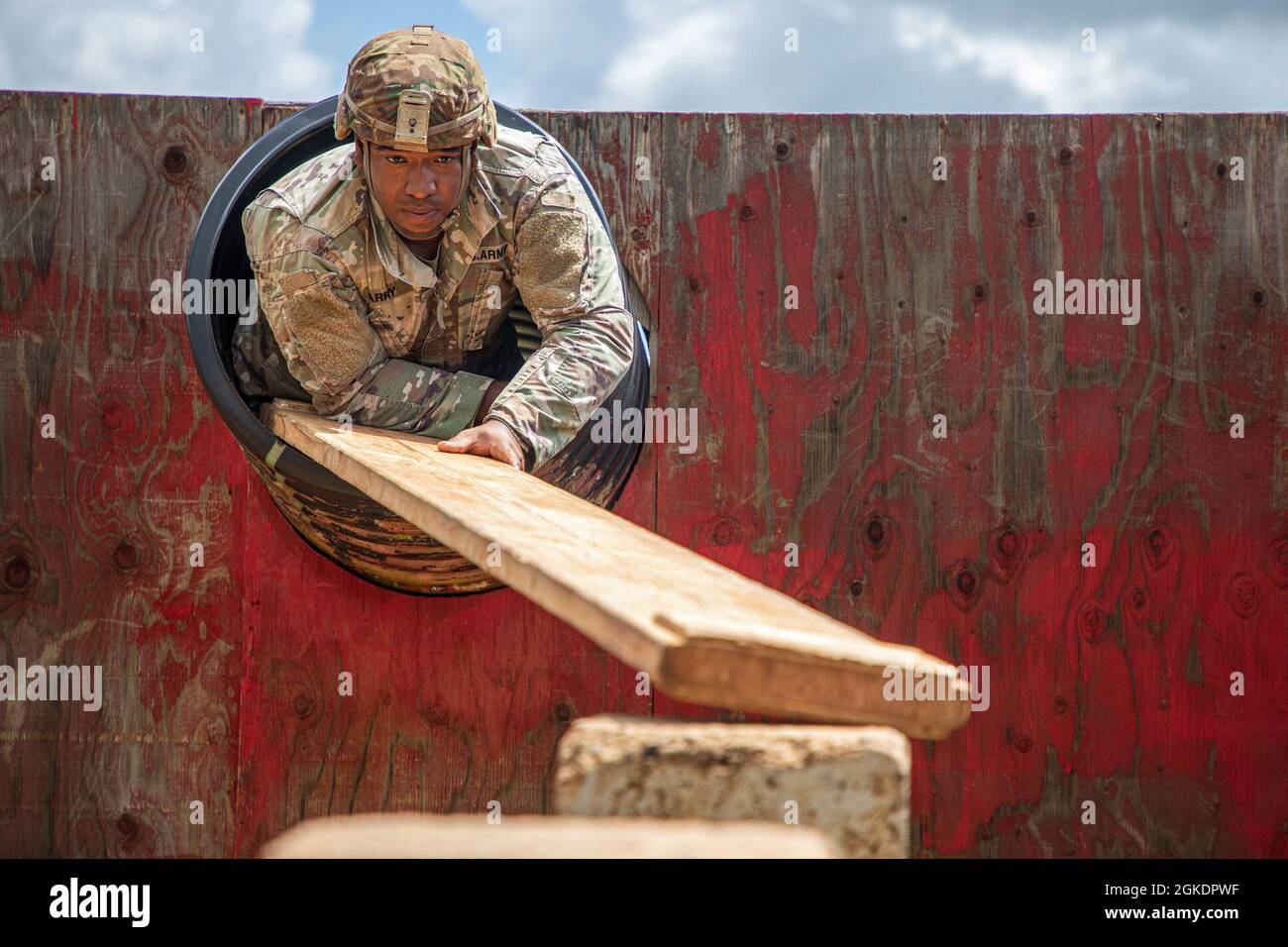 Soldiers from the 25th Combat Aviation Brigade, 25th Infantry Division
