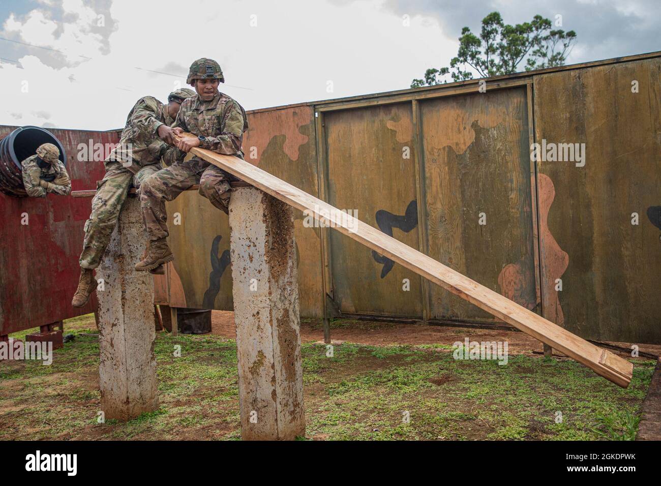 Soldiers from the 25th Combat Aviation Brigade, 25th Infantry Division