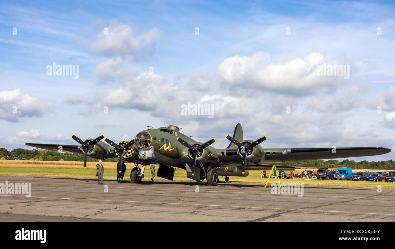 Boeing B-17G Flying Fortress ‘Sally B’ at RAF Abingdon to take part in the Abingdon Air & Country Show on the 11th September 2021 Stock Photo